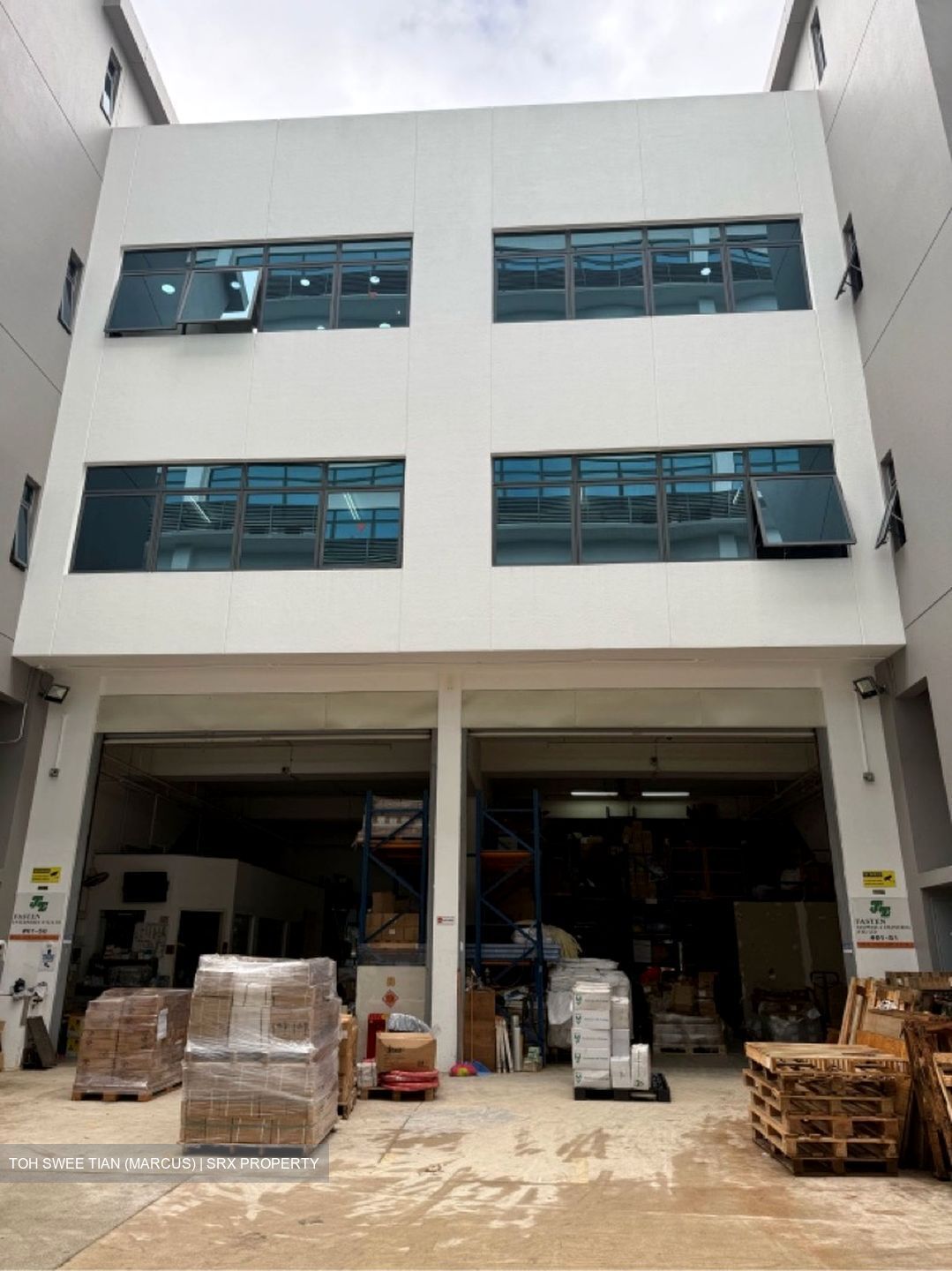 Link @ AMK (D20), Warehouse #597598201